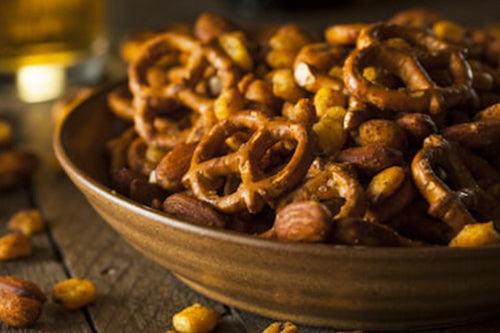Sweet, Spicy Nuts & Pretzels